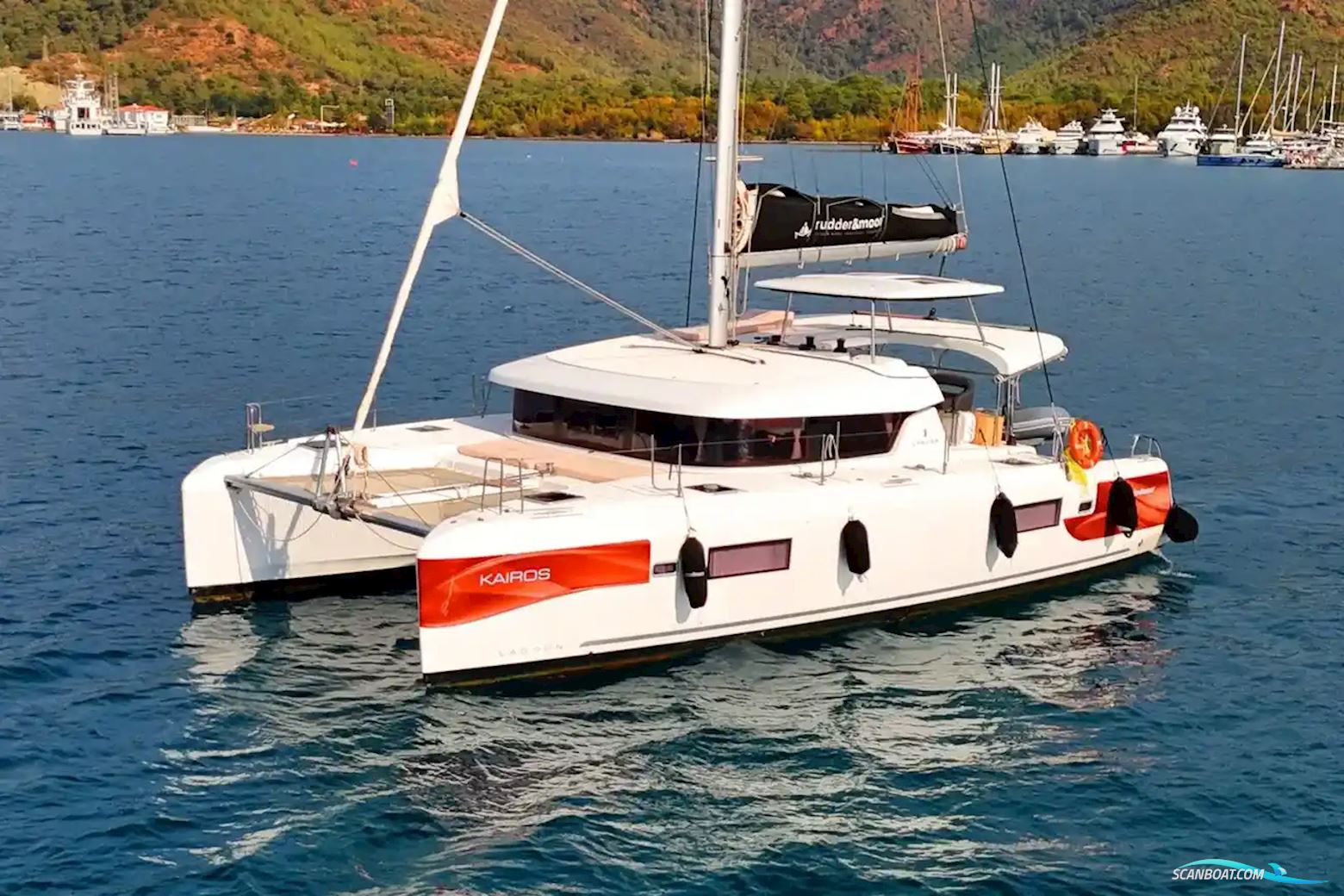 Lagoon 42