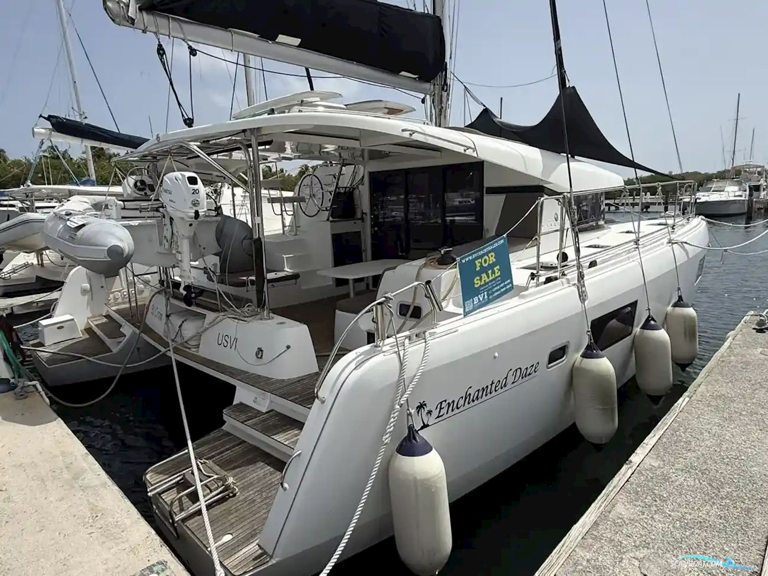 Lagoon 42