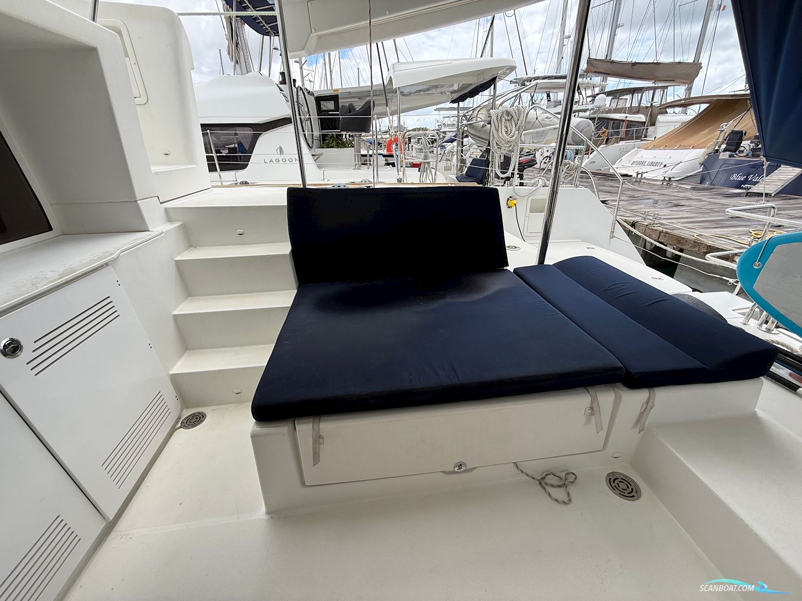 Lagoon 450