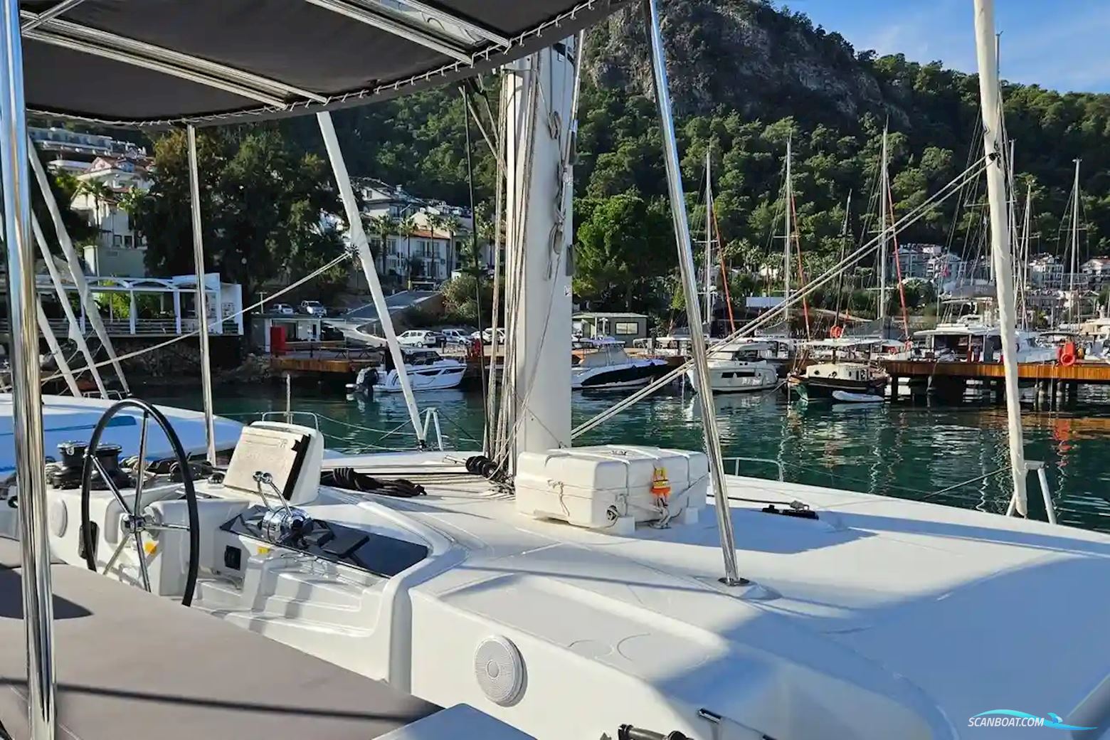 Lagoon 46