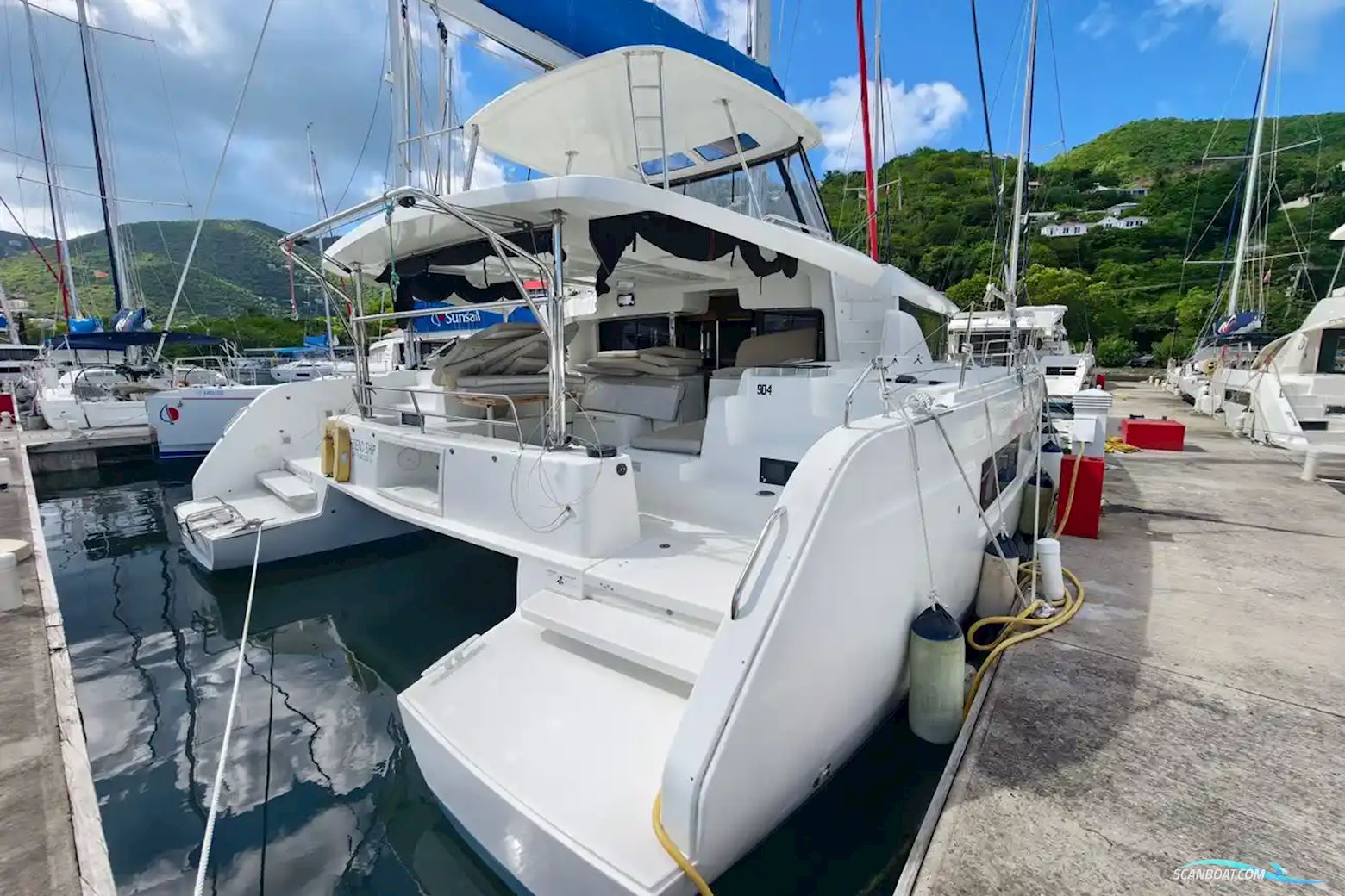 Lagoon 46