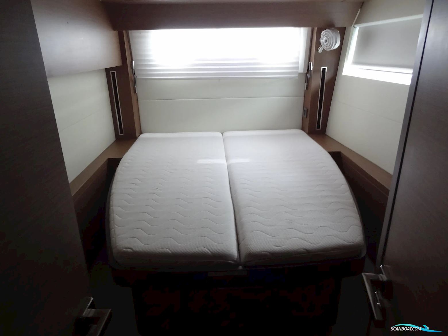 Lagoon 50