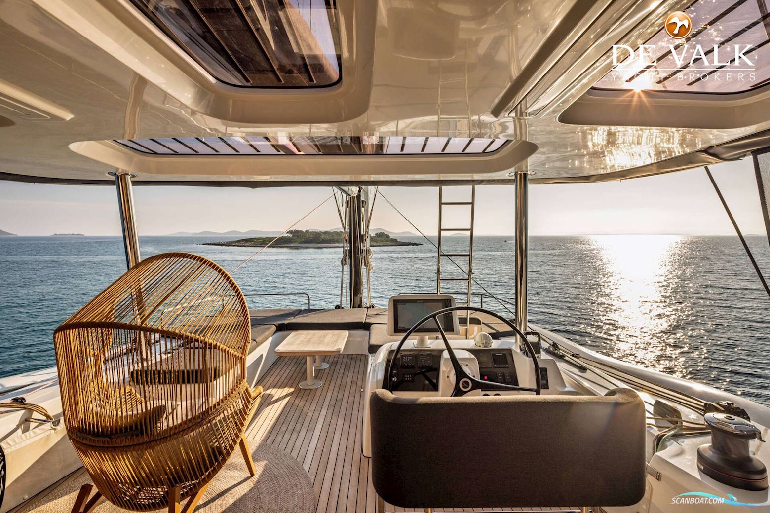 Lagoon 60