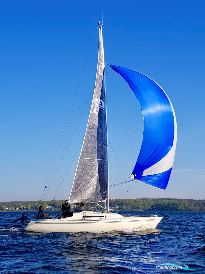 Larsen 25 Segelboot 1987, mit Yamaha motor, Deutschland