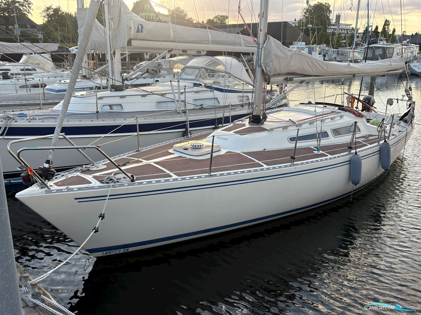 Larsen 28