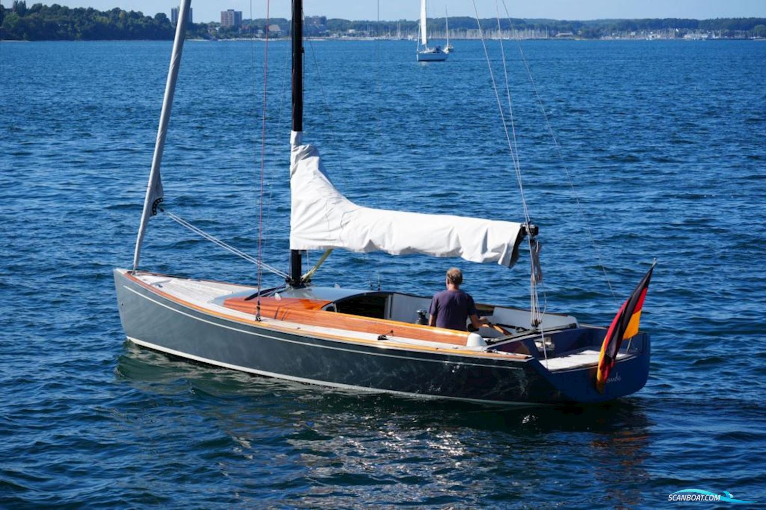 Latitude Tofinou 8.0 m