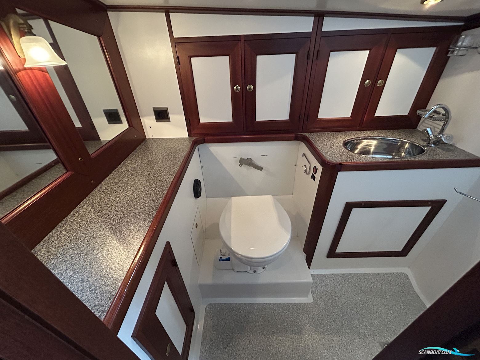 Lemsteraak Beluga Roefuitvoering Jachtuitvoering