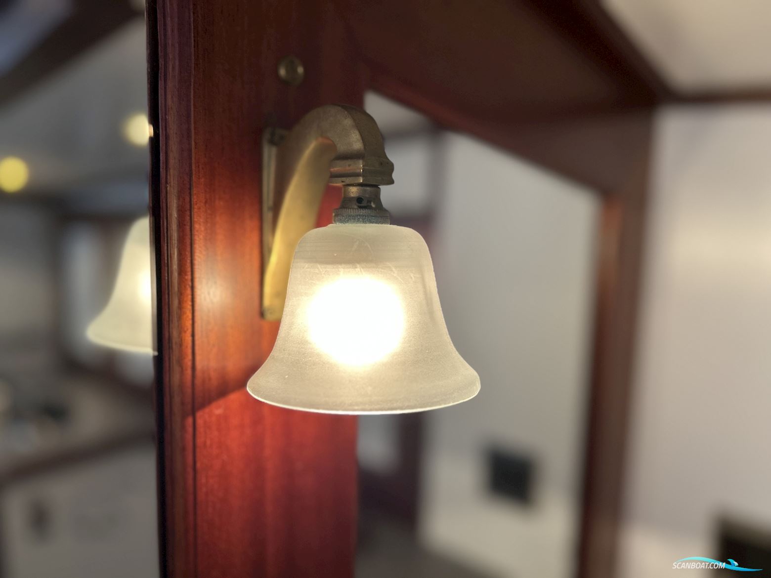 Lemsteraak Beluga Roefuitvoering Jachtuitvoering