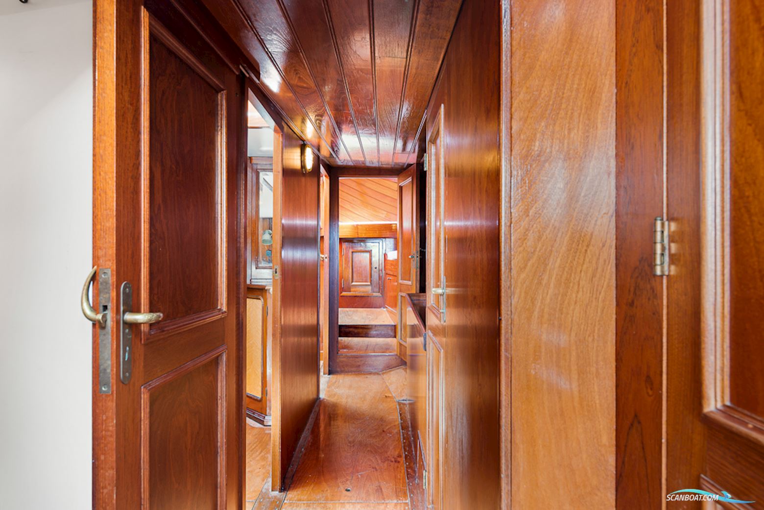 Lemsteraak De Wulp - Roefuitvoering