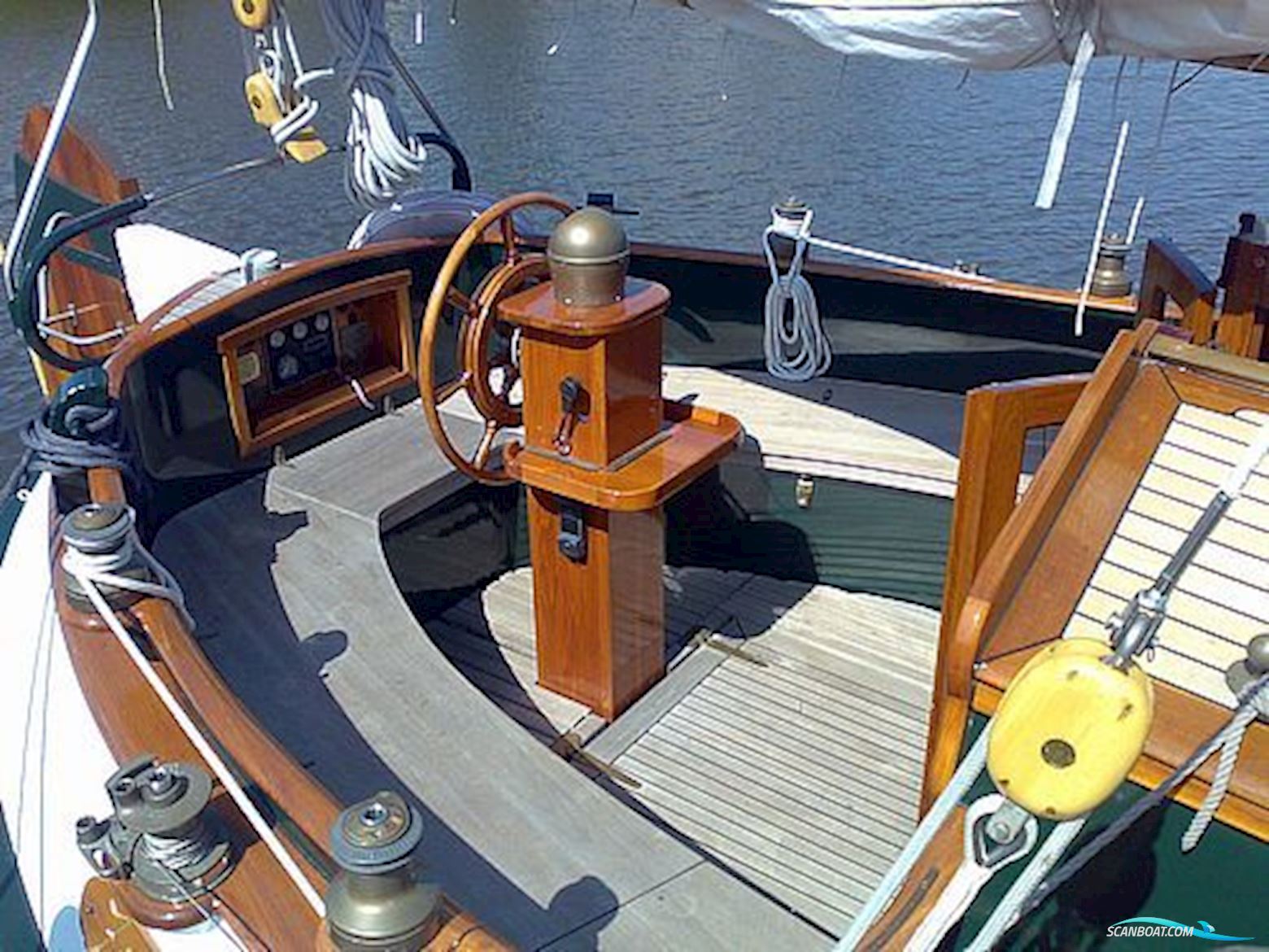 Lemsteraak Dorothee - Roefuitvoering