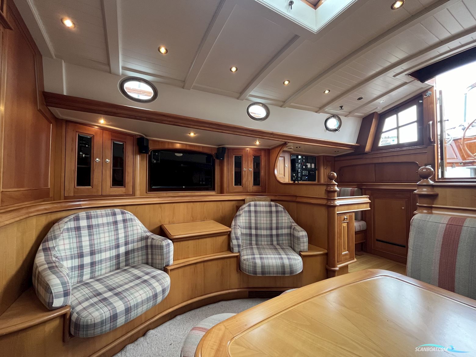 Lemsteraak Gouden Leeuw - Roefaak Hoek Design