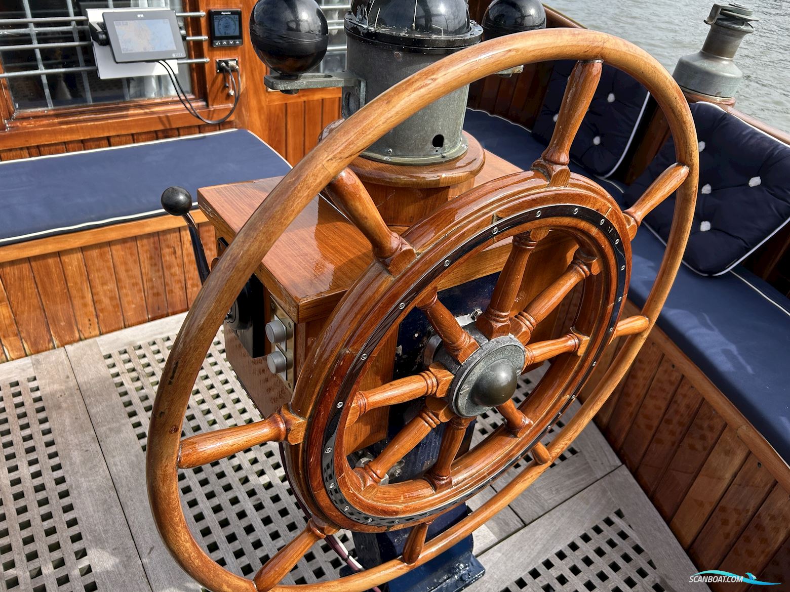 Lemsteraak Marendorp - Roefuitvoering