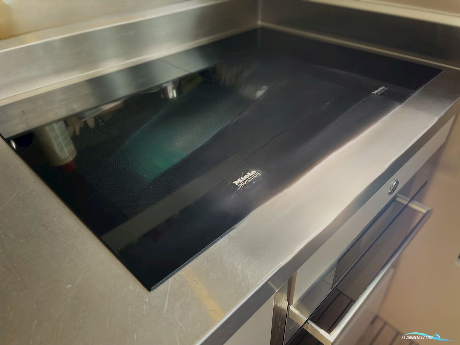 Lemsteraak Warber VA210 - Visserman Uitvoering