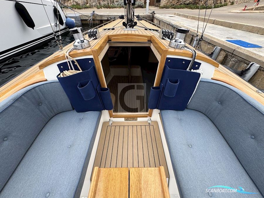 Leonardo Yachts Eagle 38