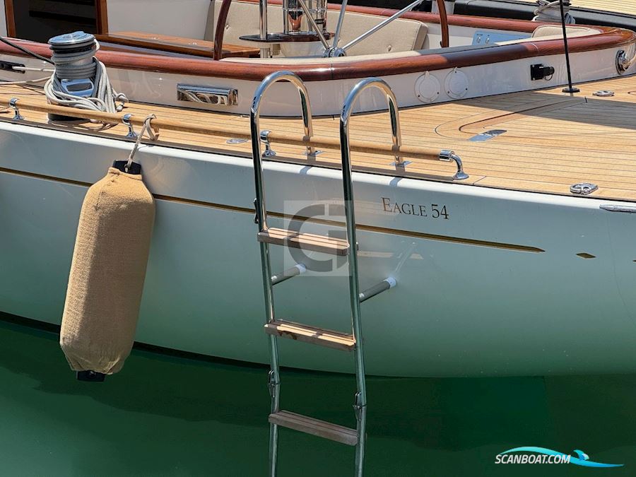 Leonardo Yachts Eagle 54