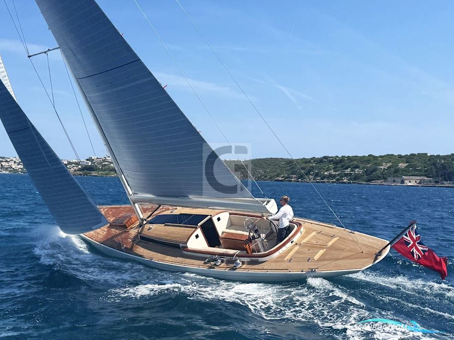 Leonardo Yachts Eagle 54