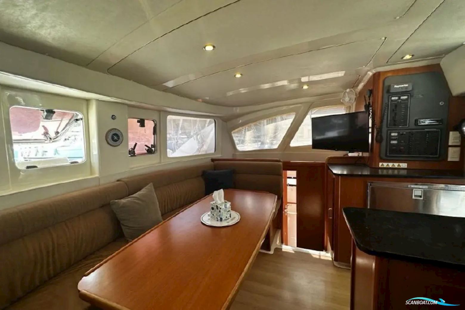 Leopard 38