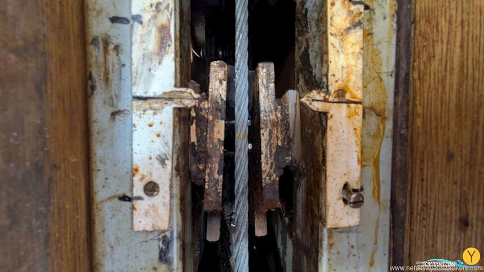 Limbo 9.9 Cruiser Lift Keel