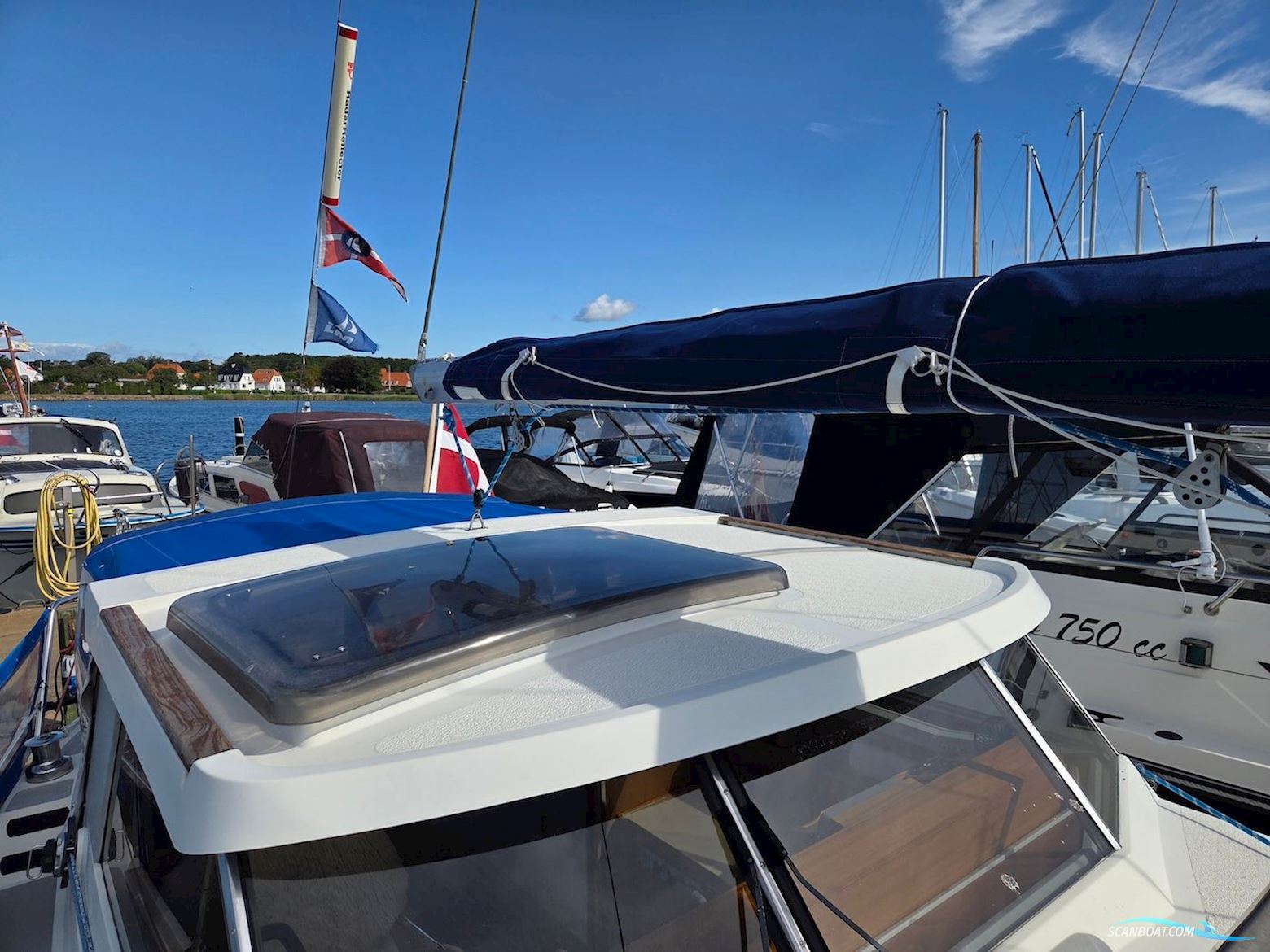 LM 28