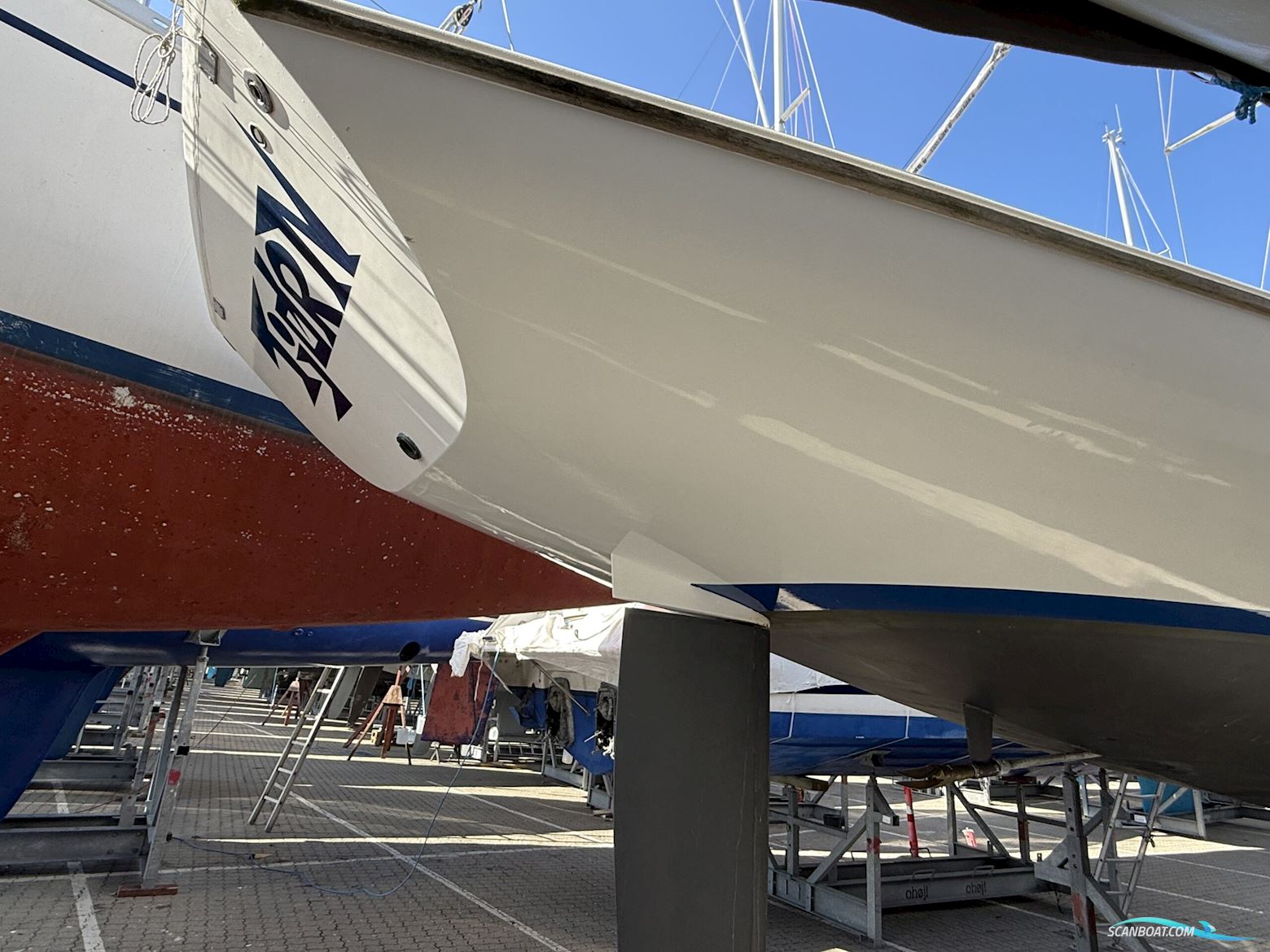 Luffe 40 One Off. NEDSAT