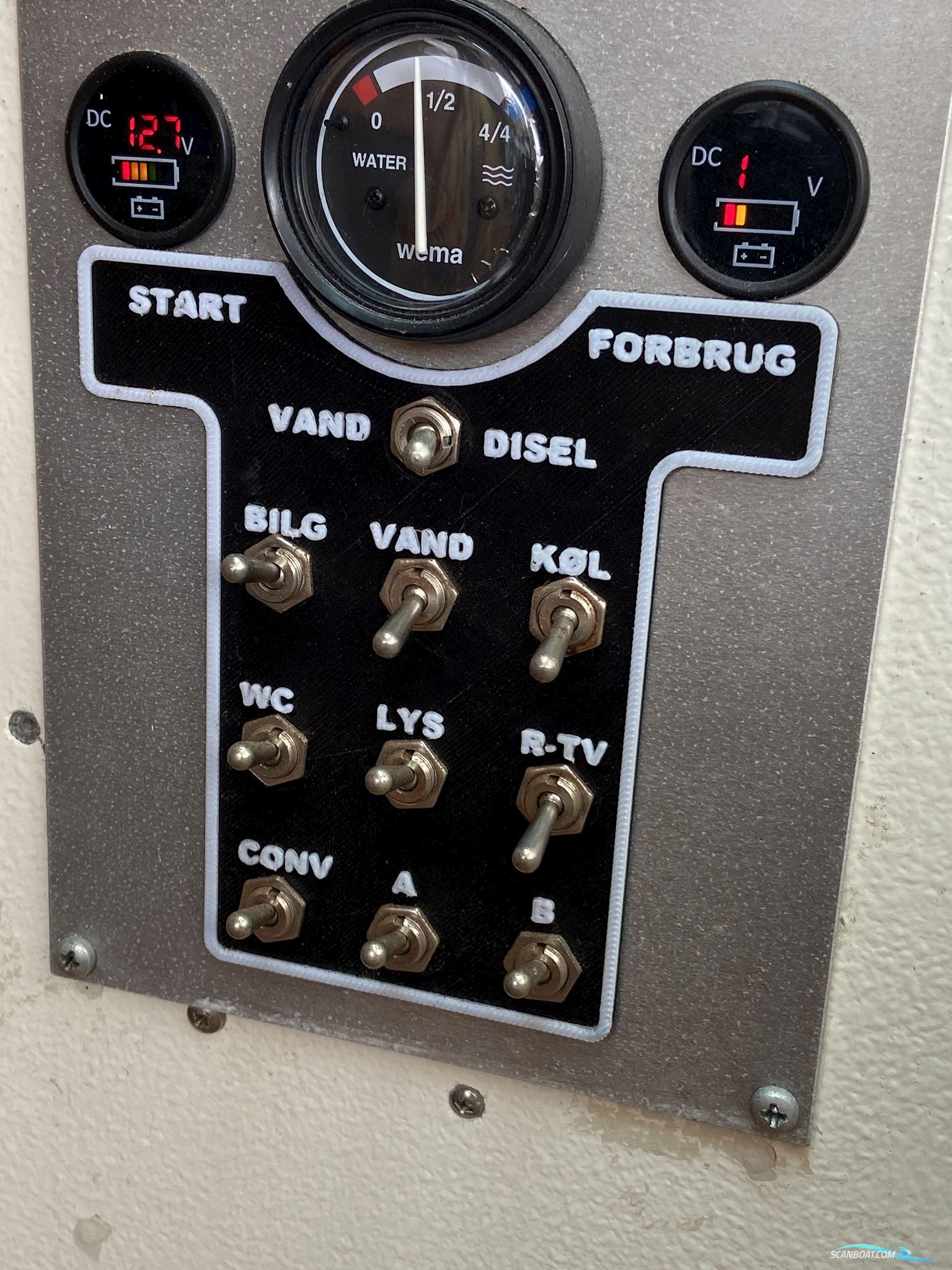 Mascot 28, 1984 - Nibe