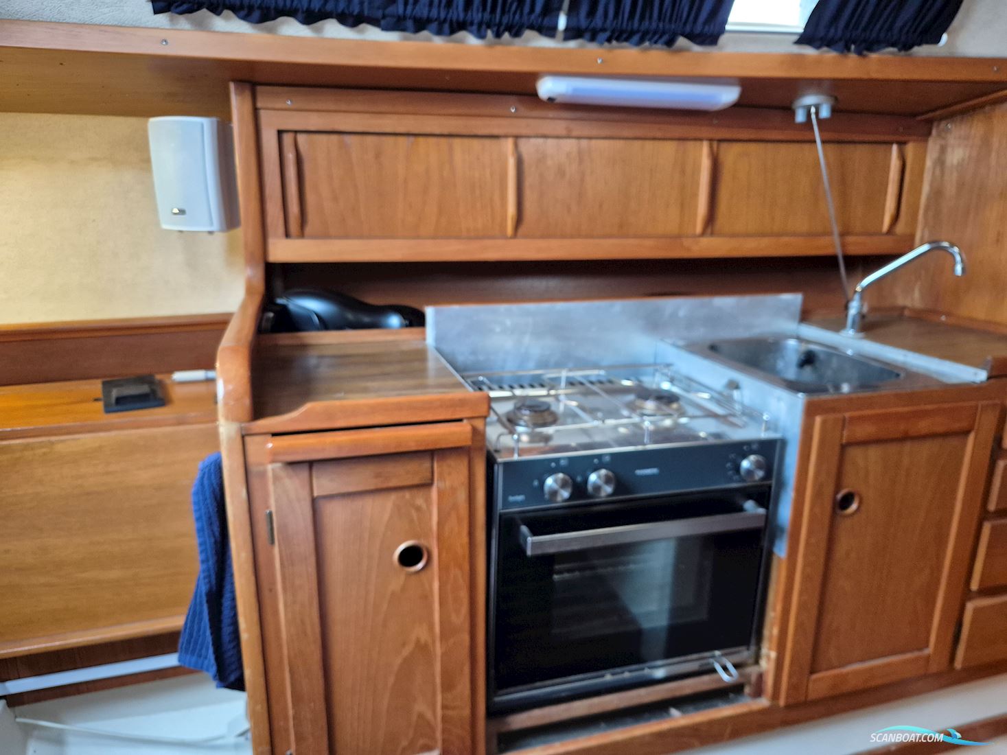 Maxi Fenix Dinette
