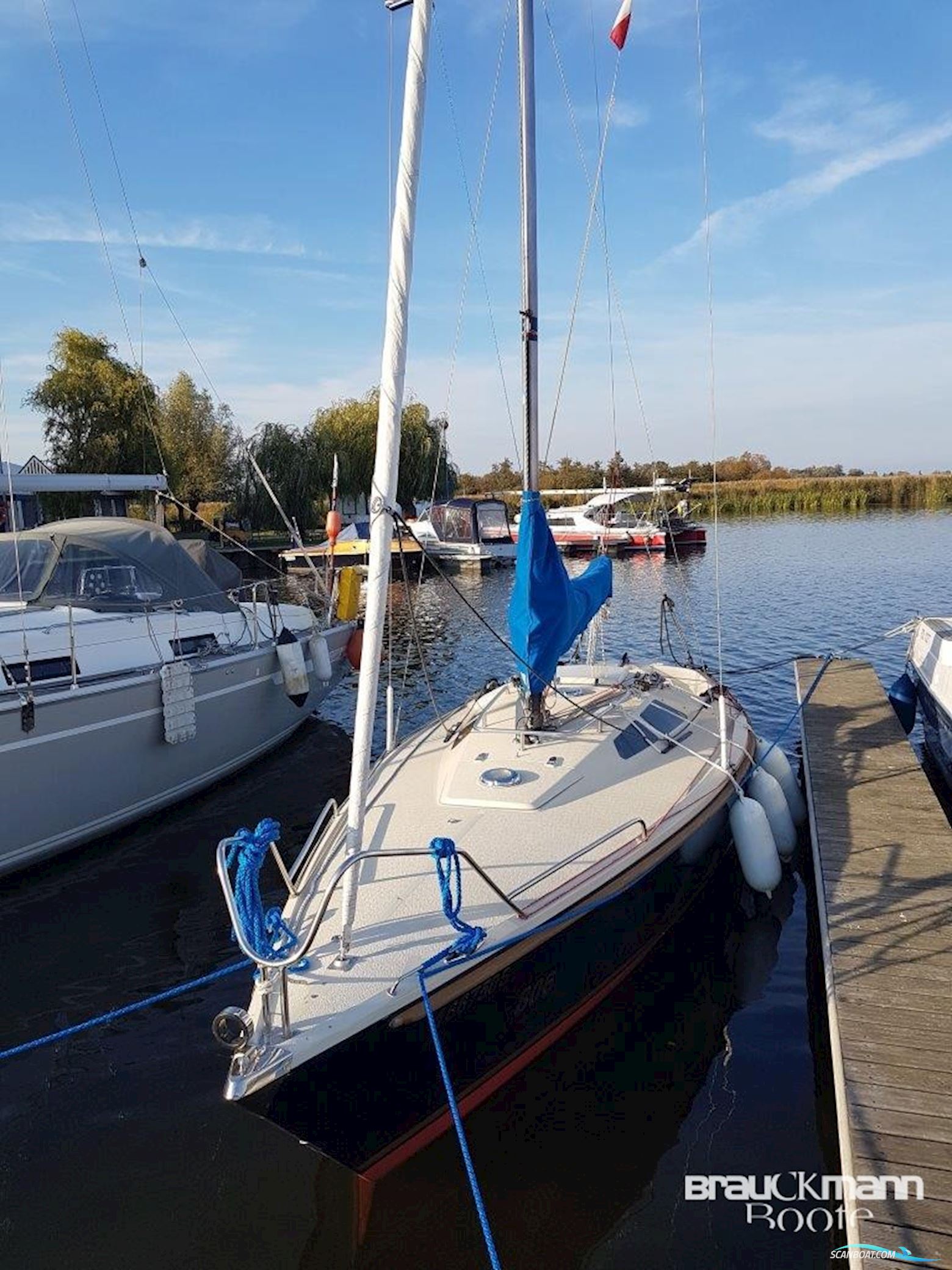 Monark International 806 Segelboot 1978, mit – motor, Polen