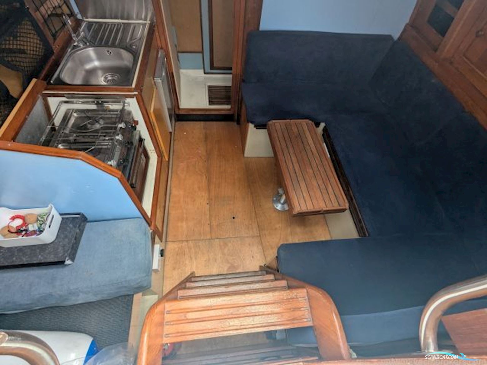 Moody 33 MK I Centre Cockpit