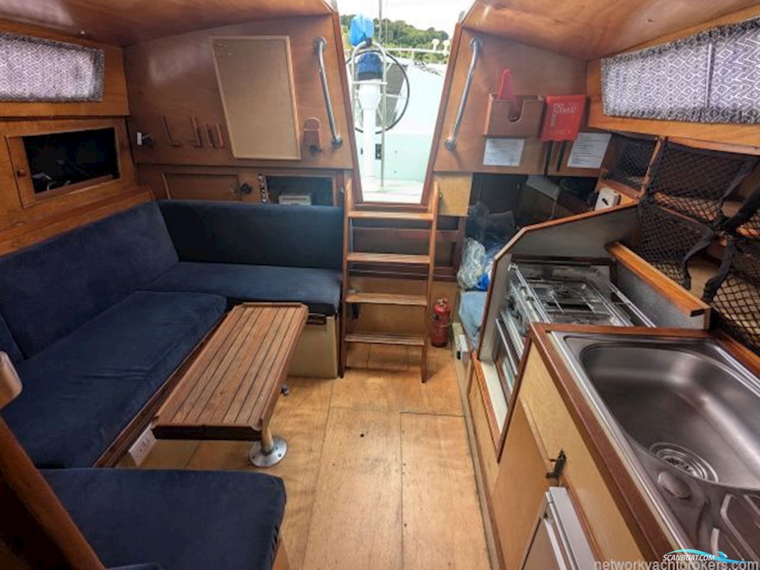 Moody 33 MK I Centre Cockpit