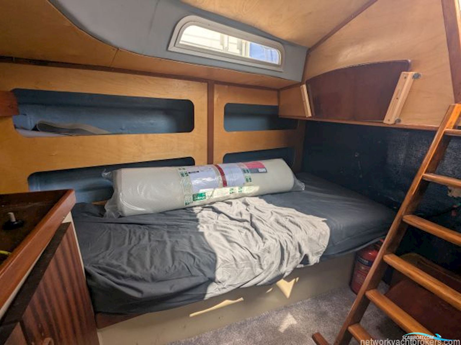 Moody 33 MK I Centre Cockpit