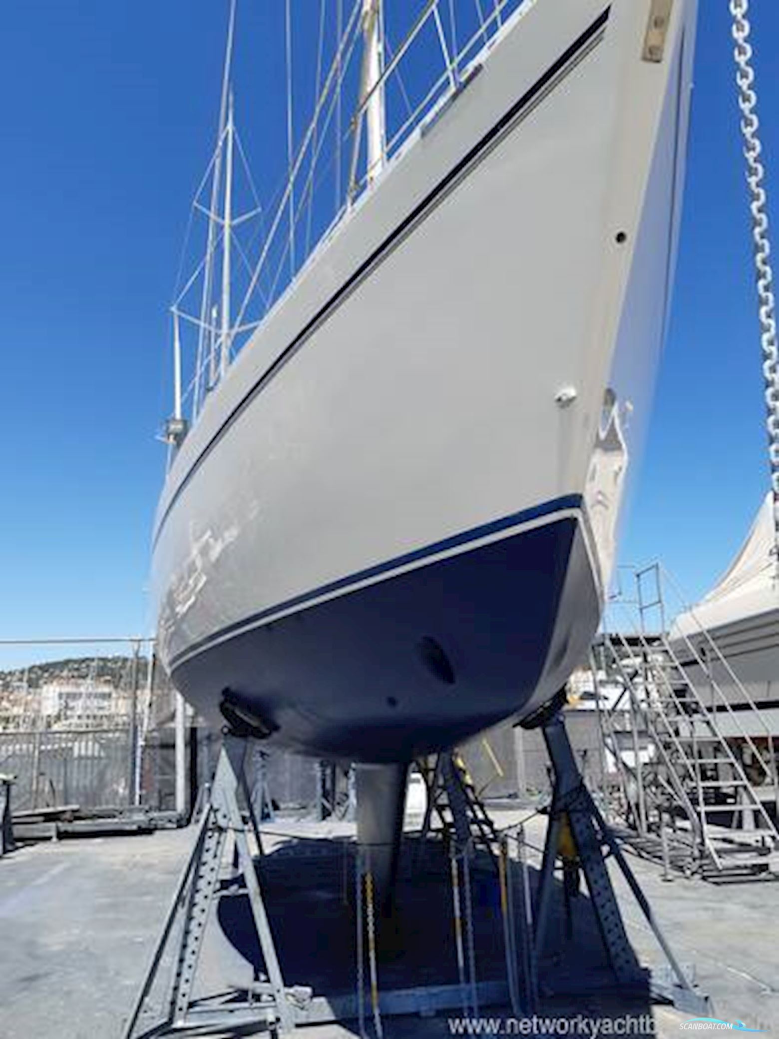 Moody 376 Centre Cockpit