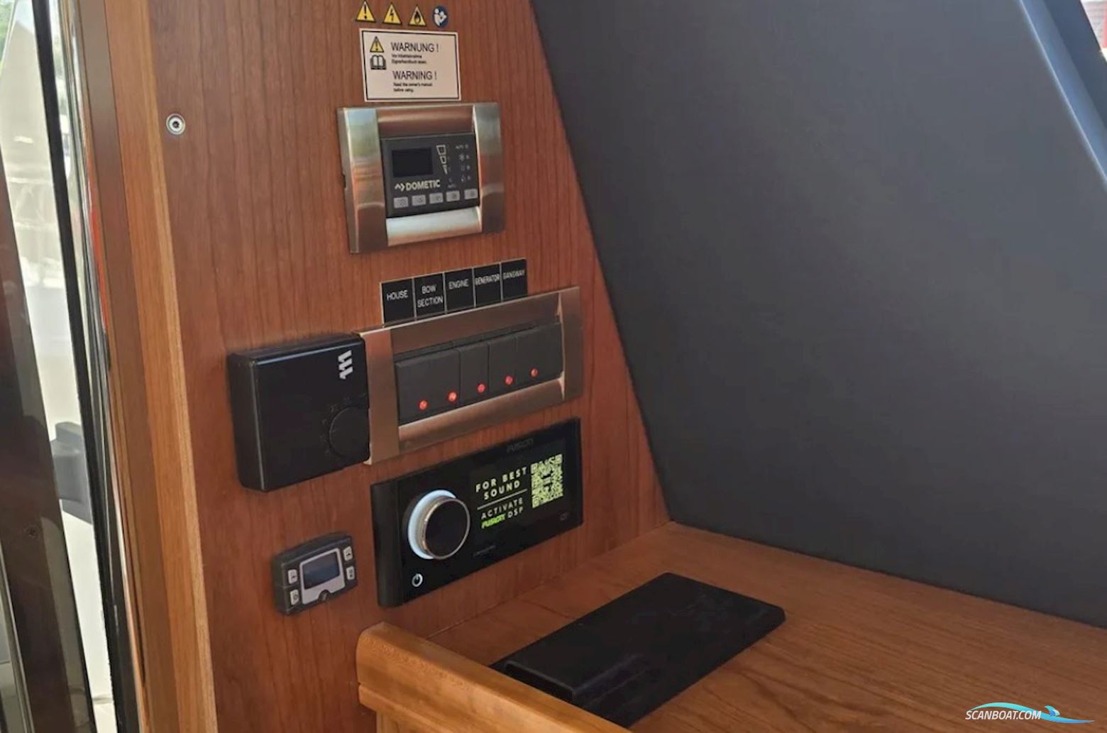 Moody 54 DS - Decksaloon