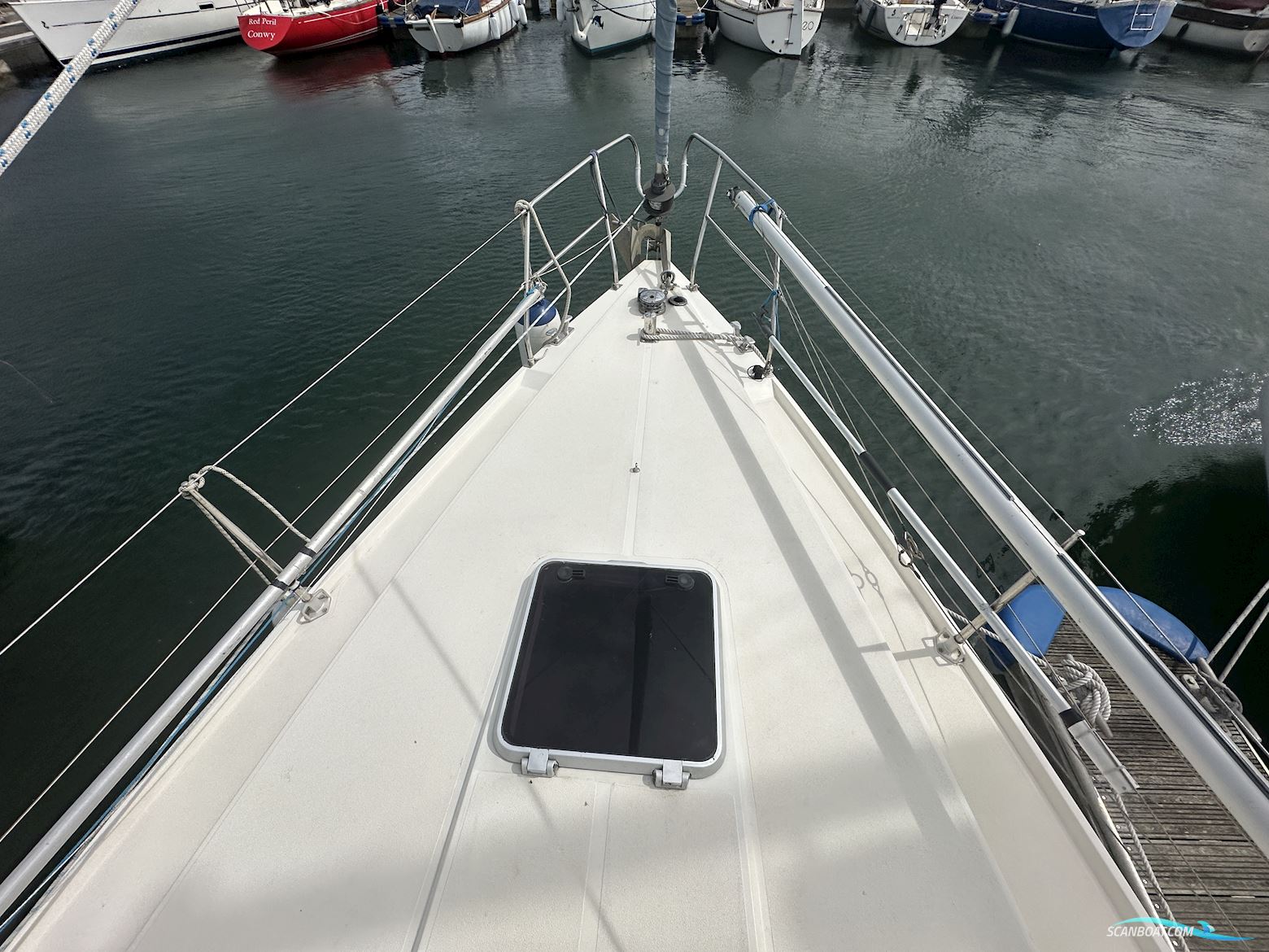 Moody Eclipse 33