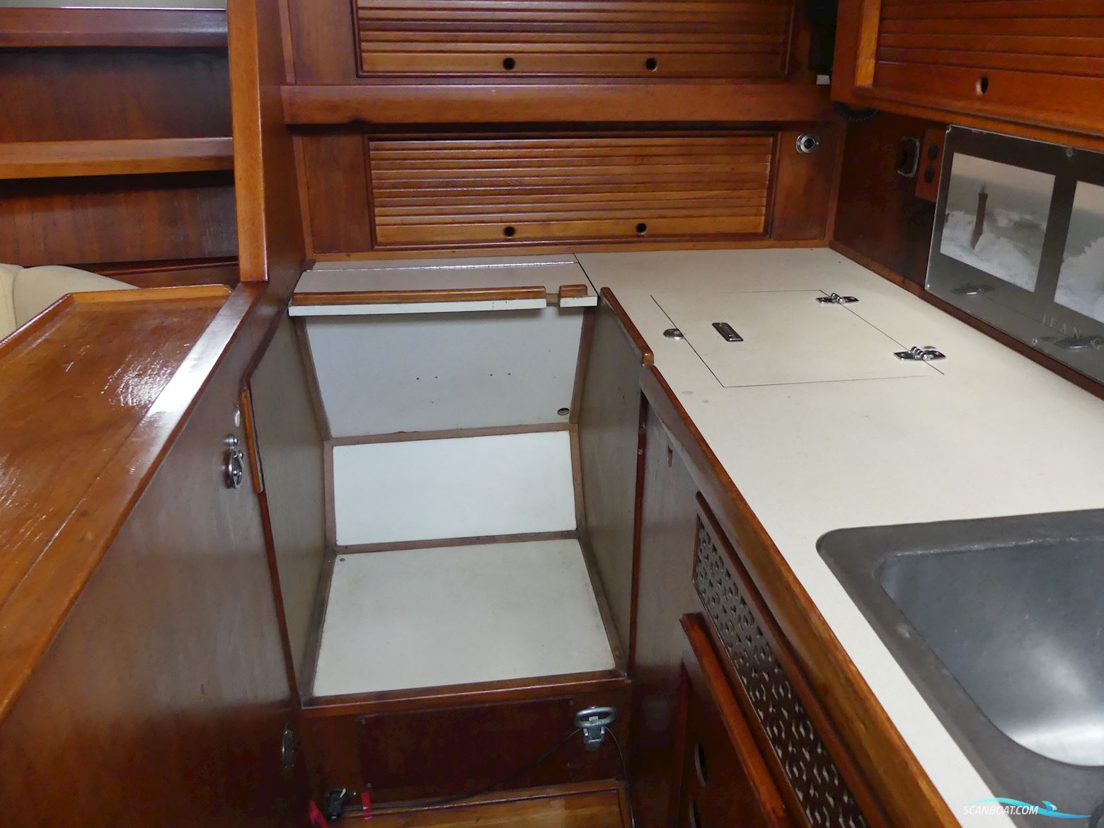 Morgan Out Island 41