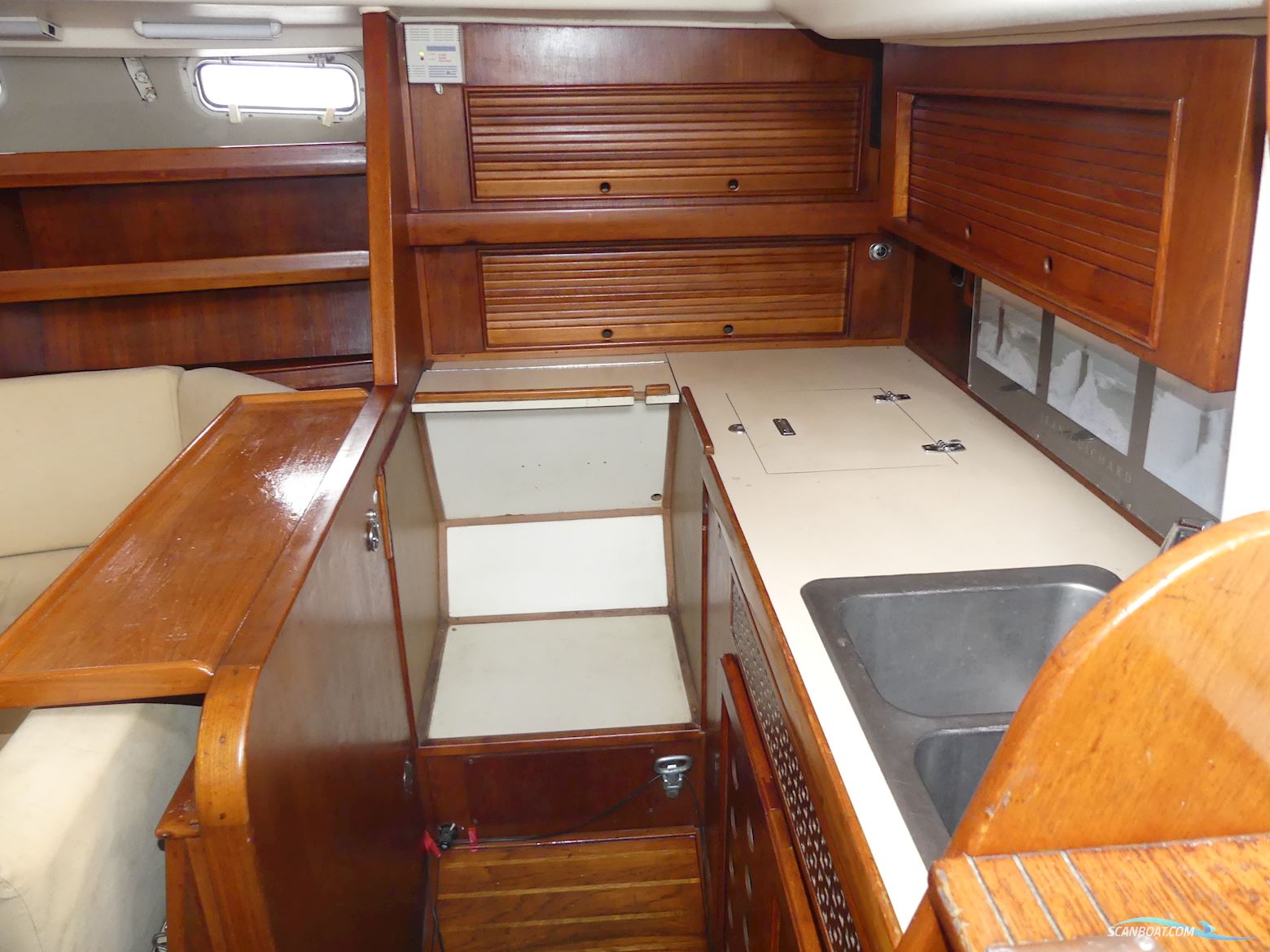 Morgan Out Island 41