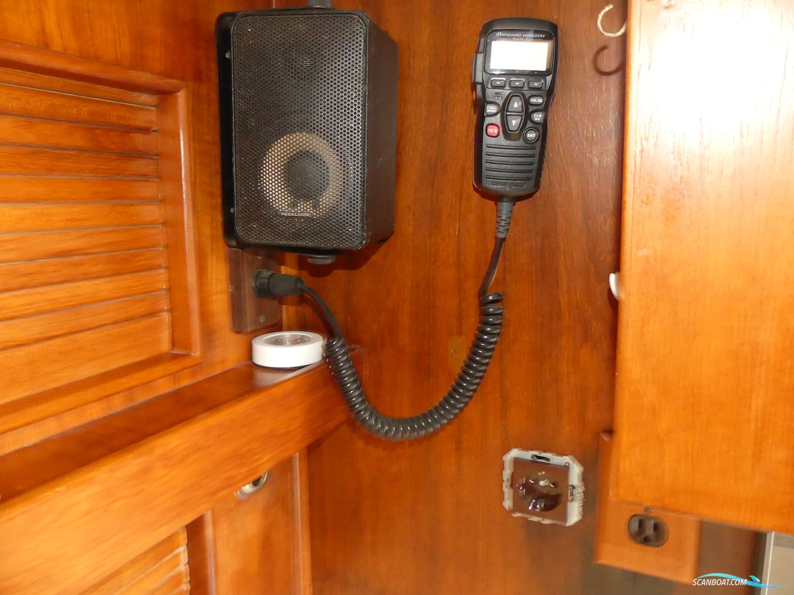 Morgan Out Island 41