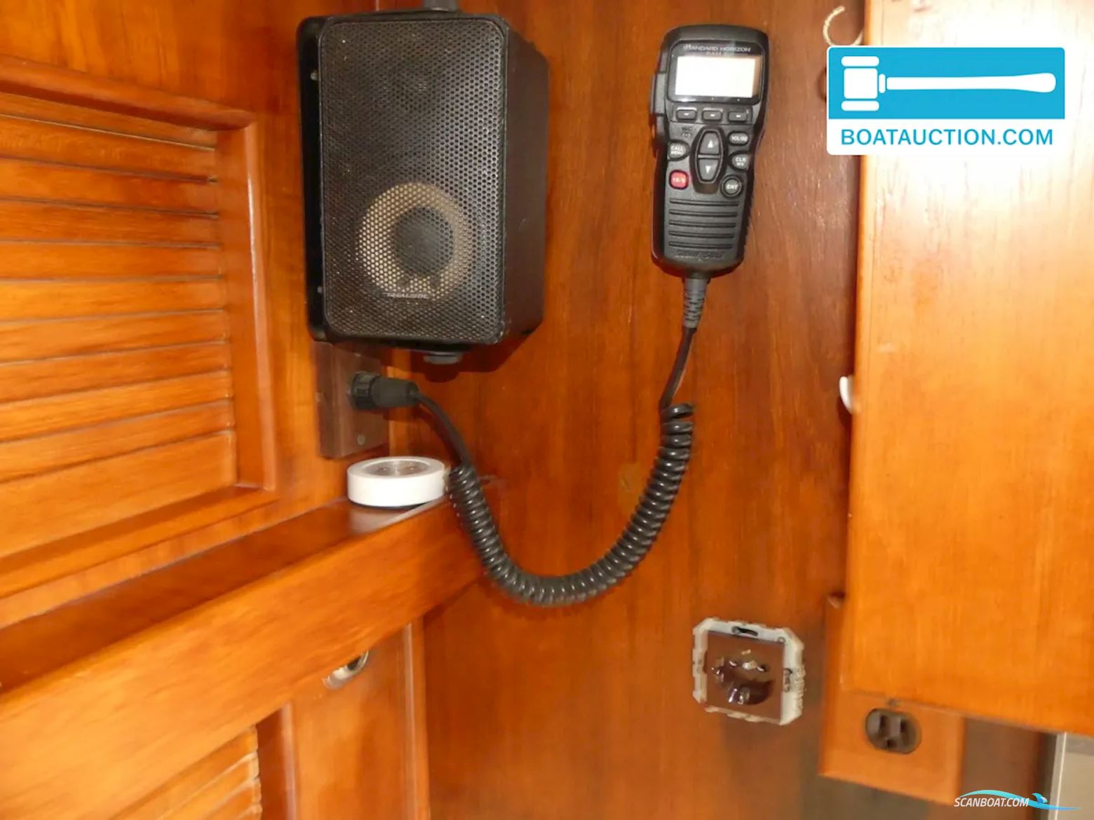 Morgan Out Island 41