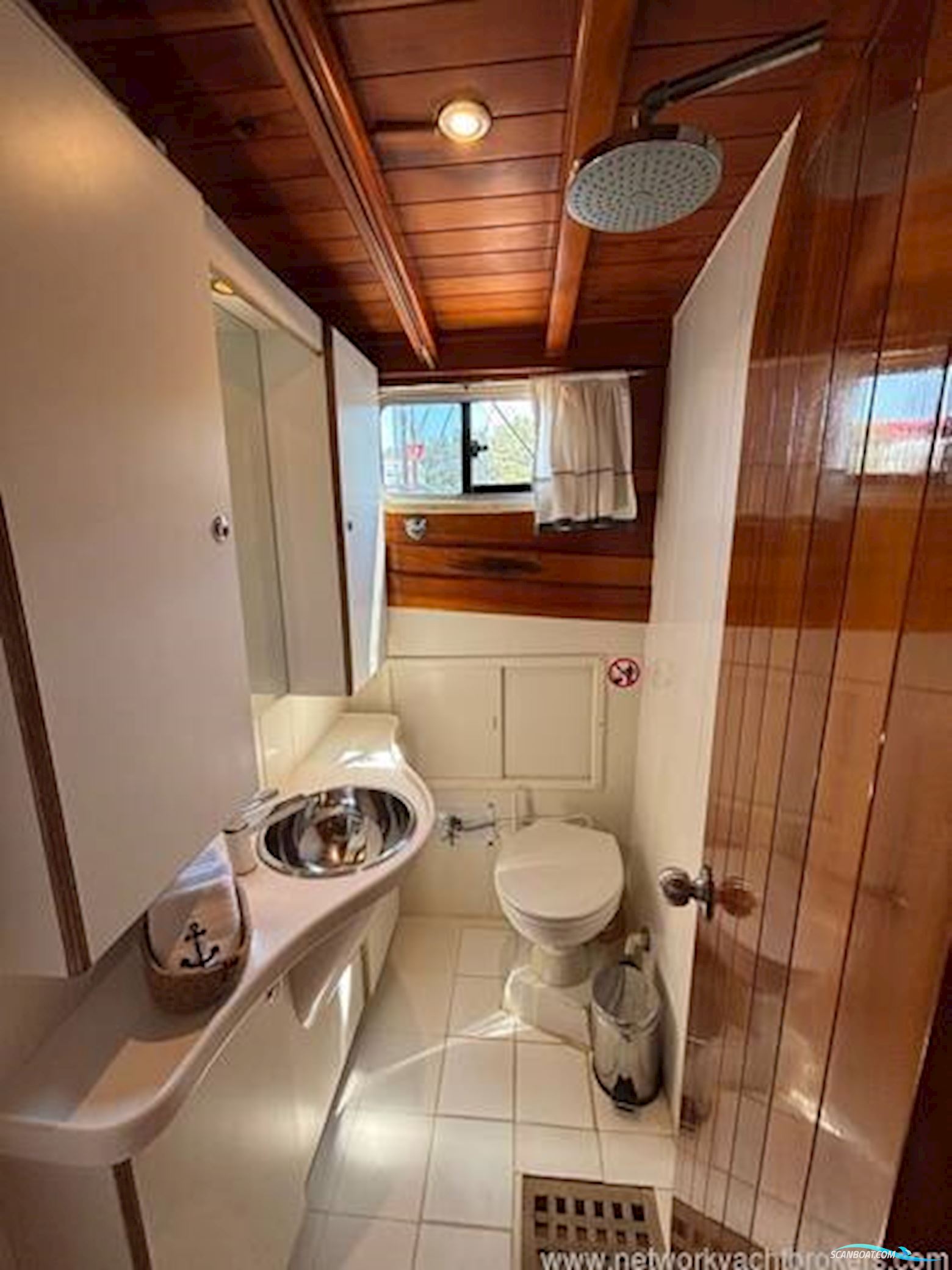 Motor Sailor / Goulet