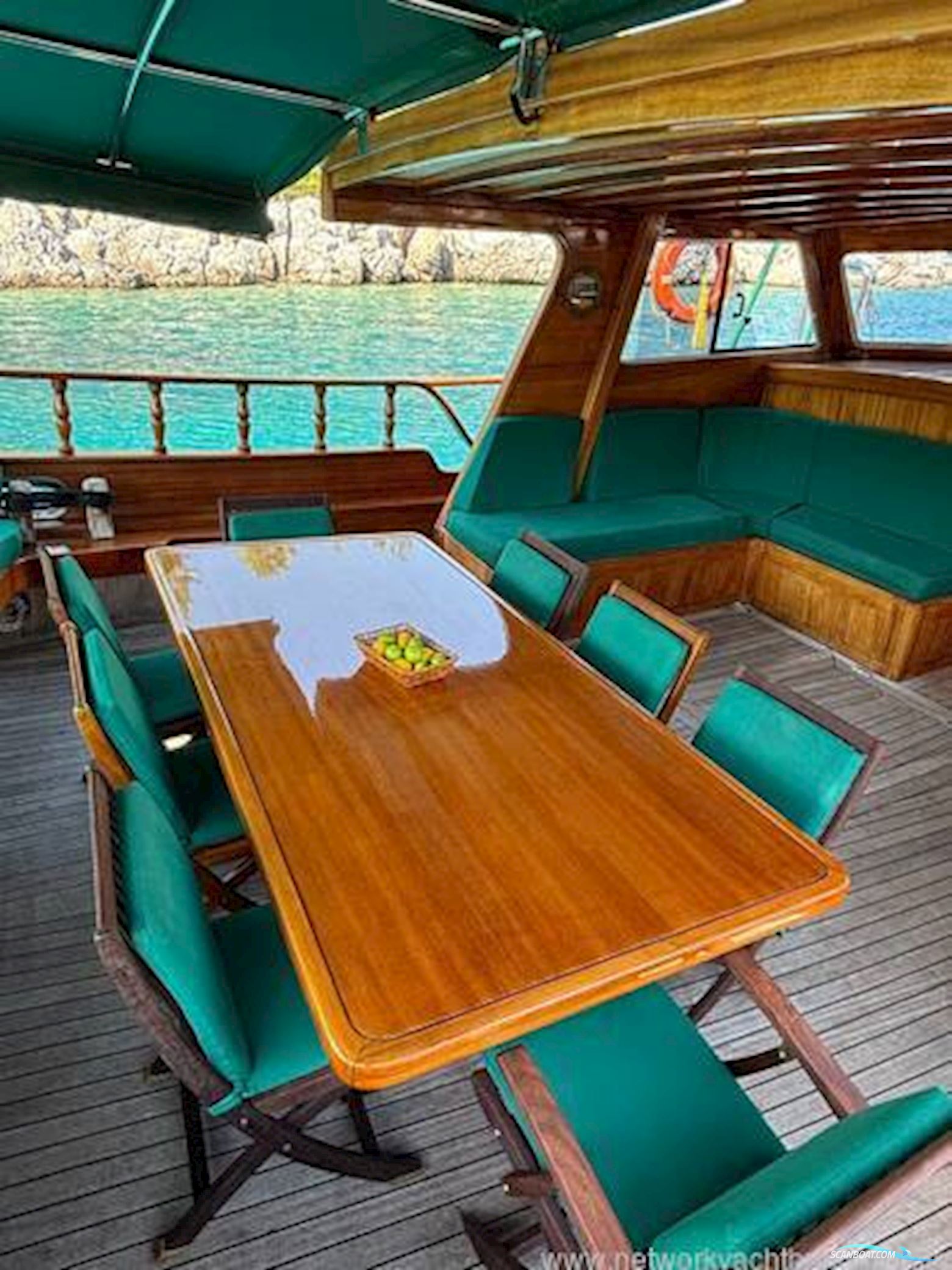 Motor Sailor / Goulet