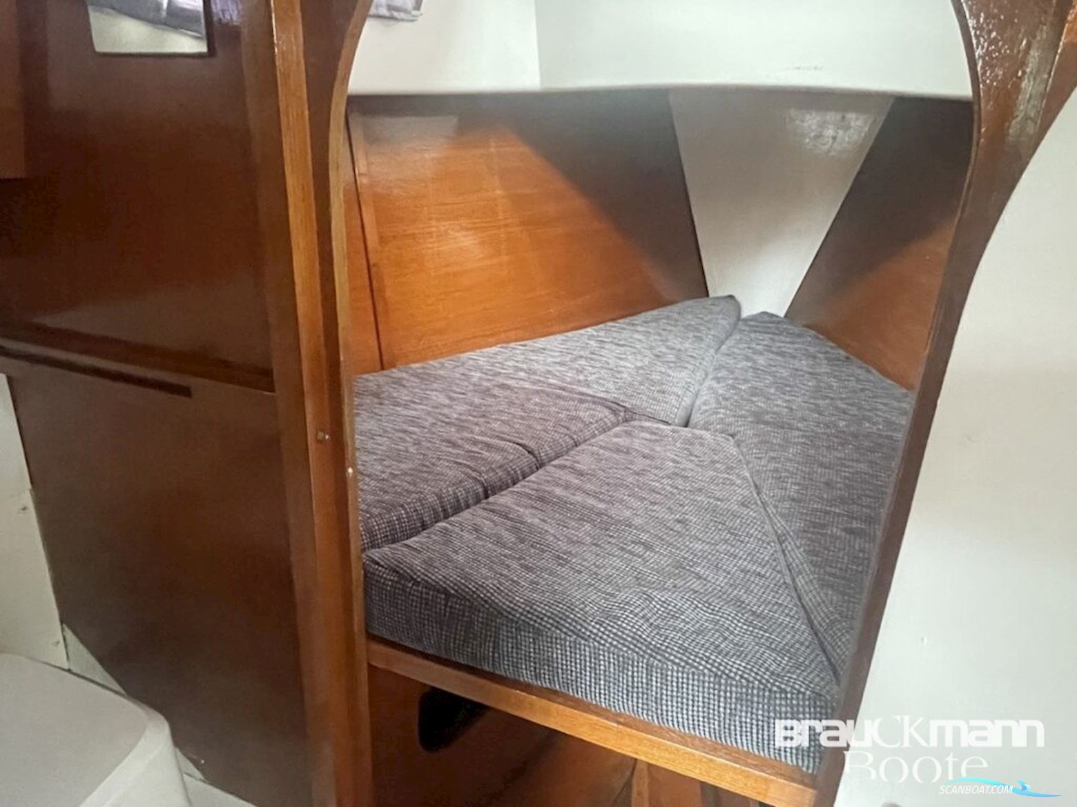 Nantucket Clipper 32