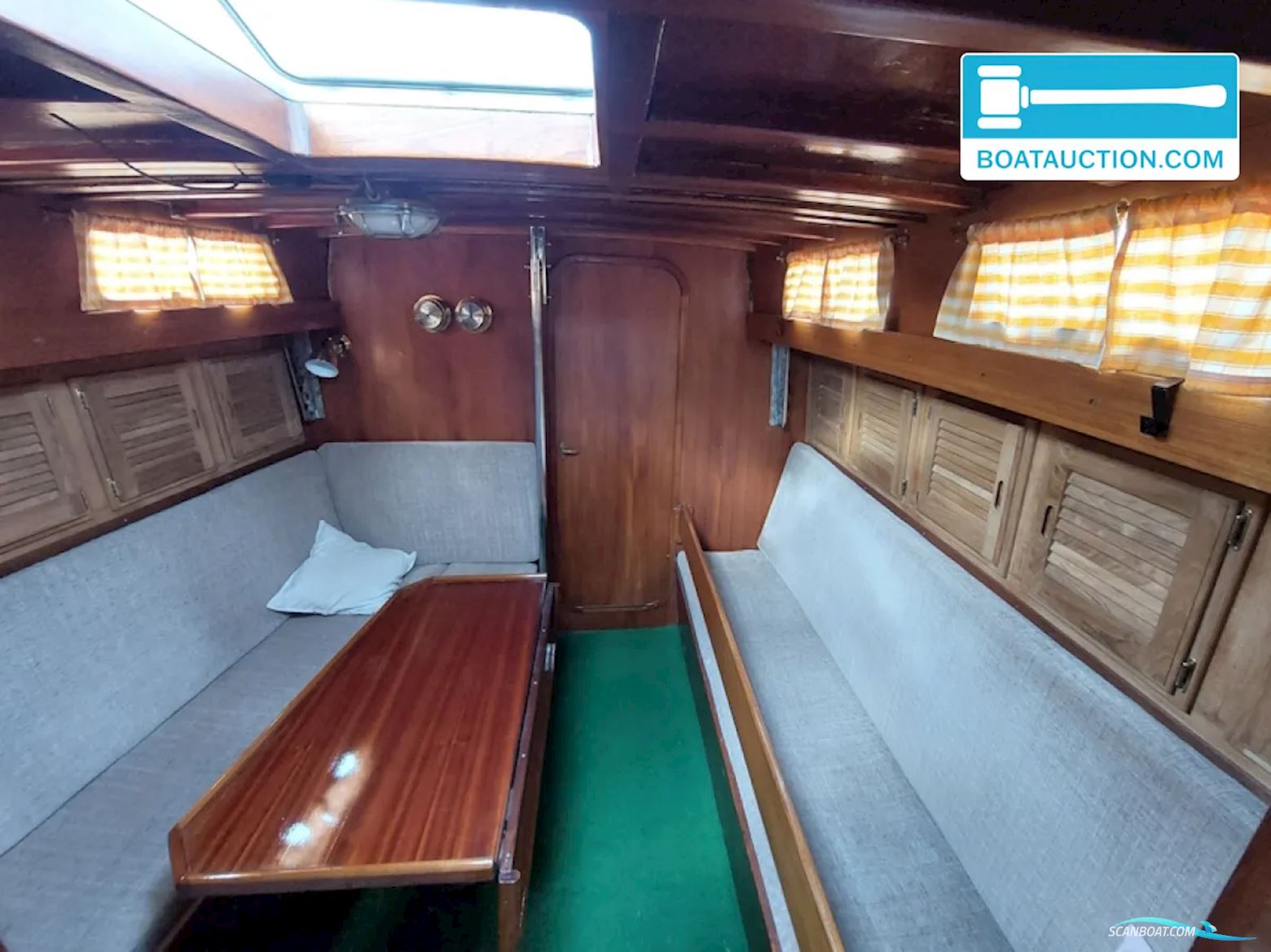 Narval 38