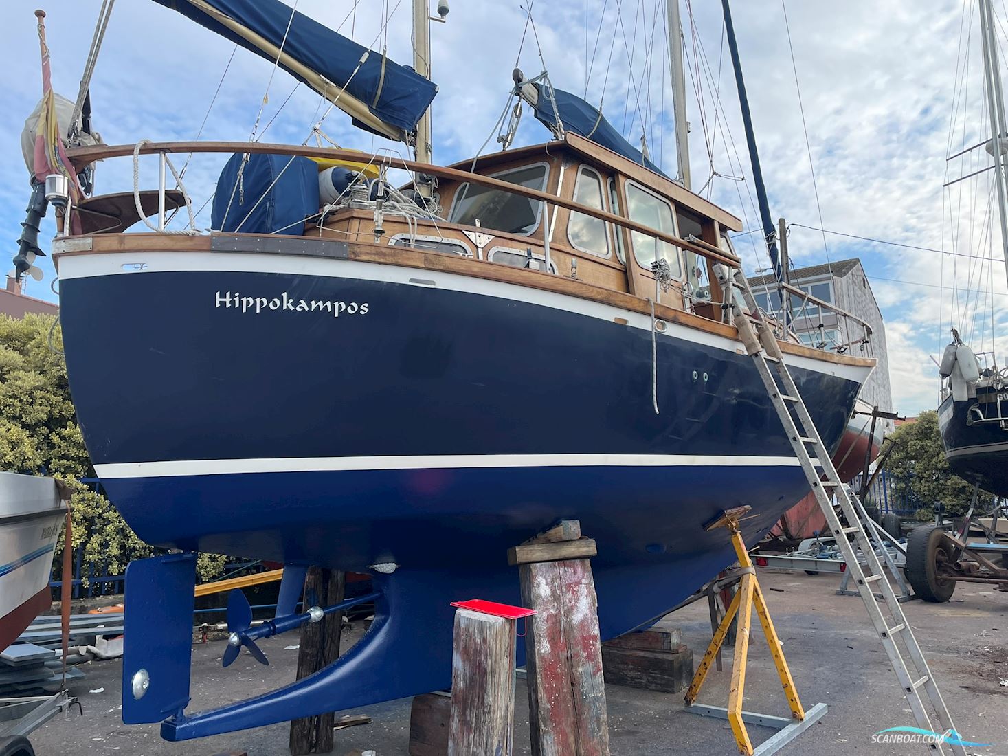 Nauticat 33
