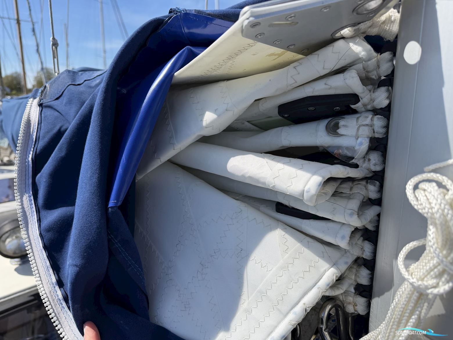 Nauticat 33