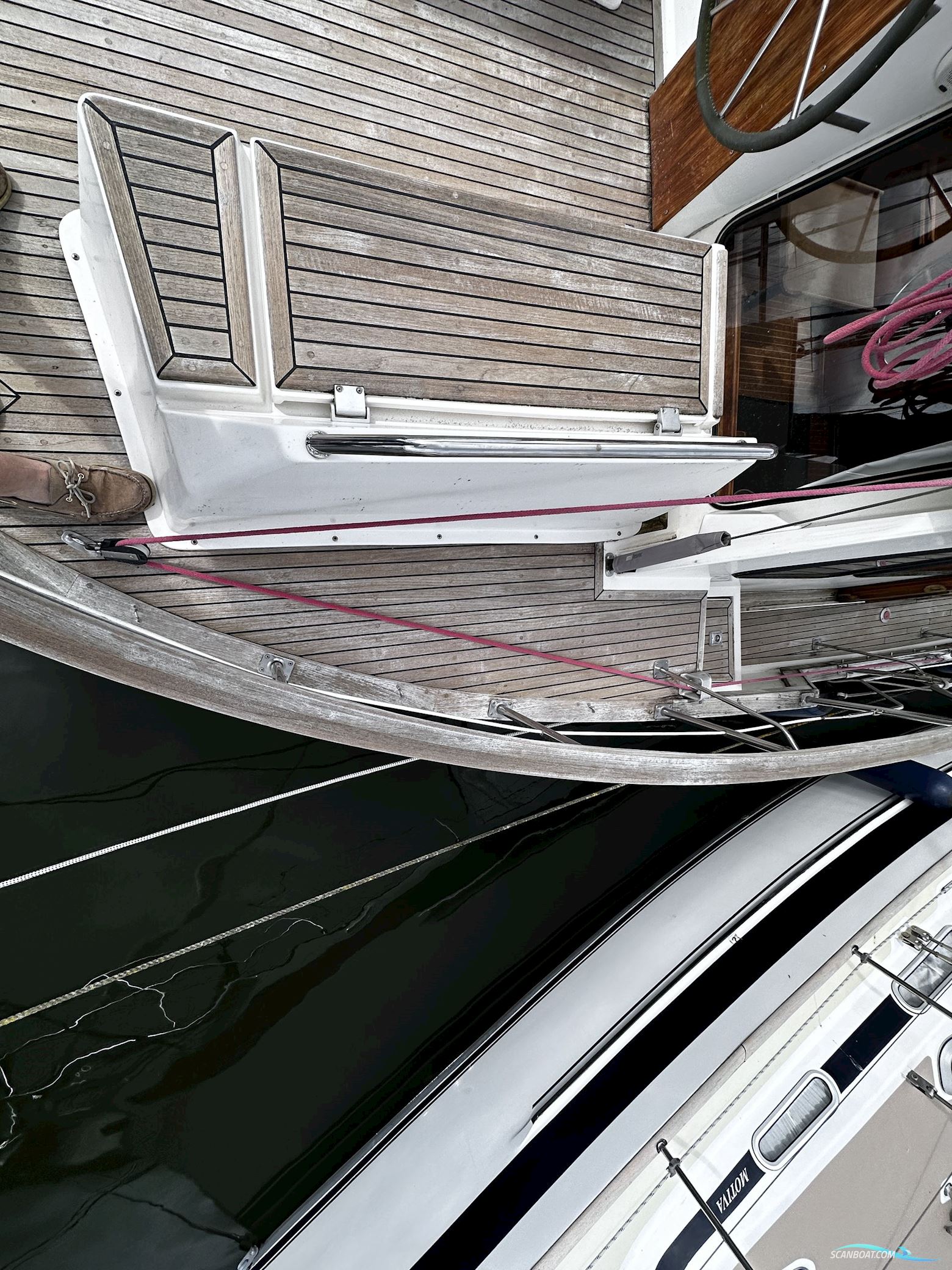 Nauticat 33