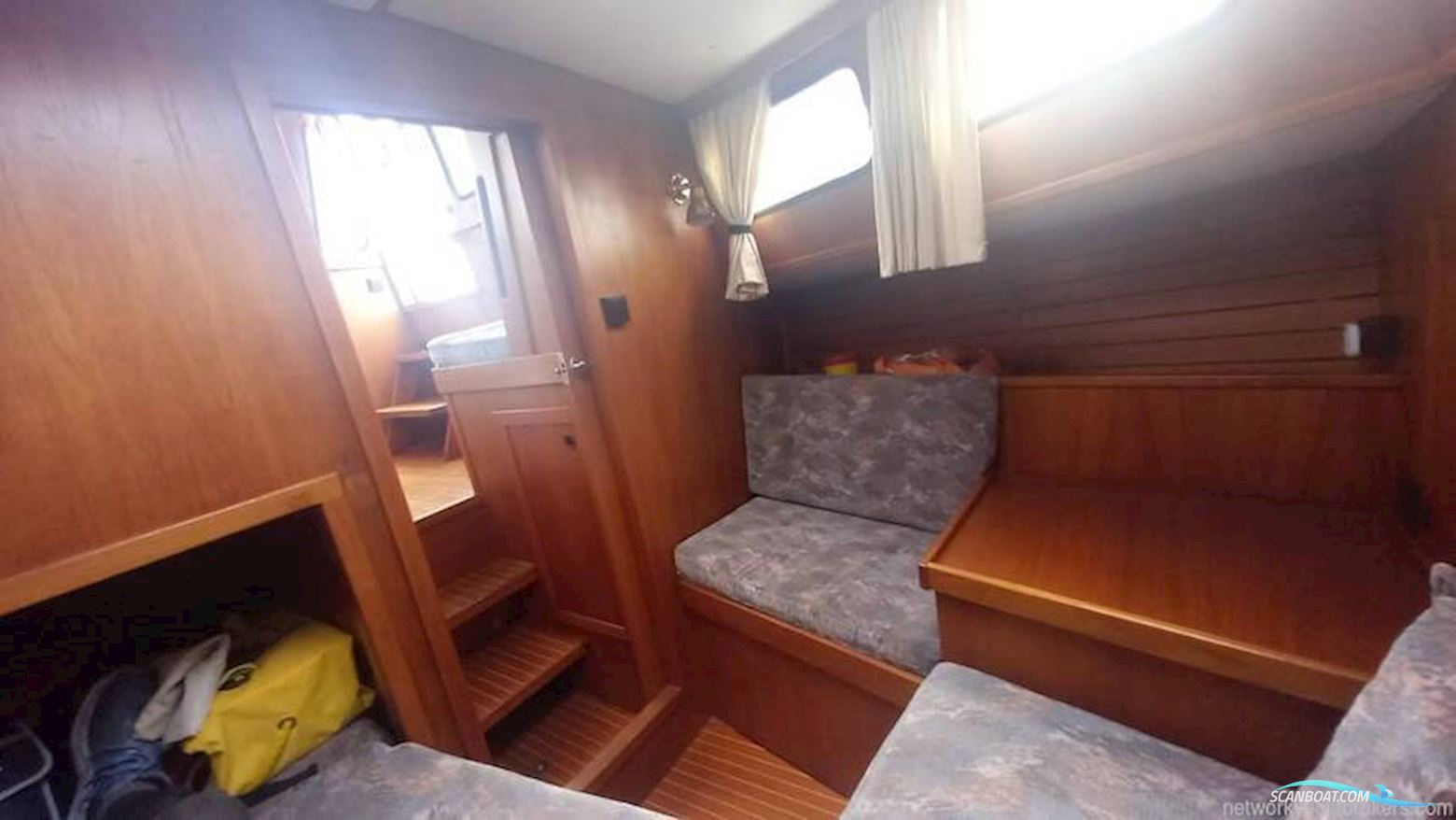 Nauticat 33