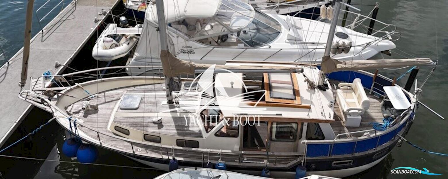 Nauticat 33