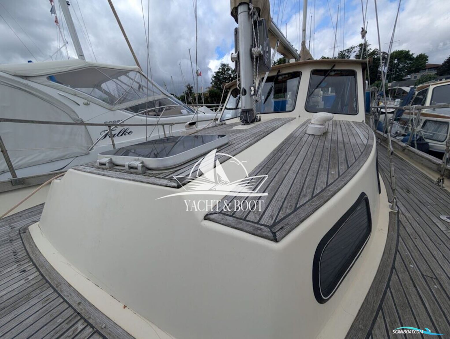 Nauticat 33