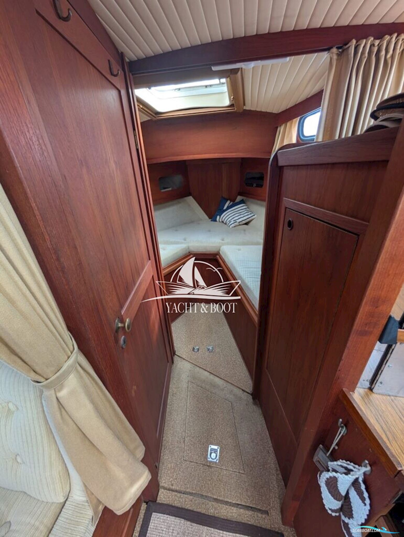Nauticat 33