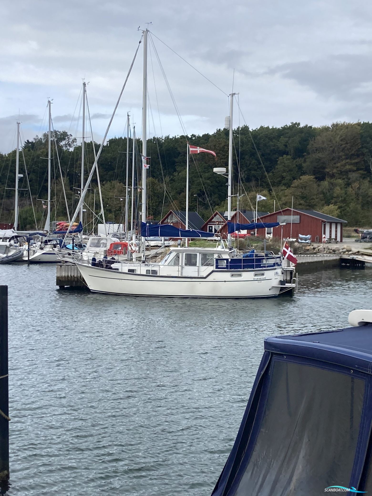 Nauticat 33, Velholdt og Opdateret.