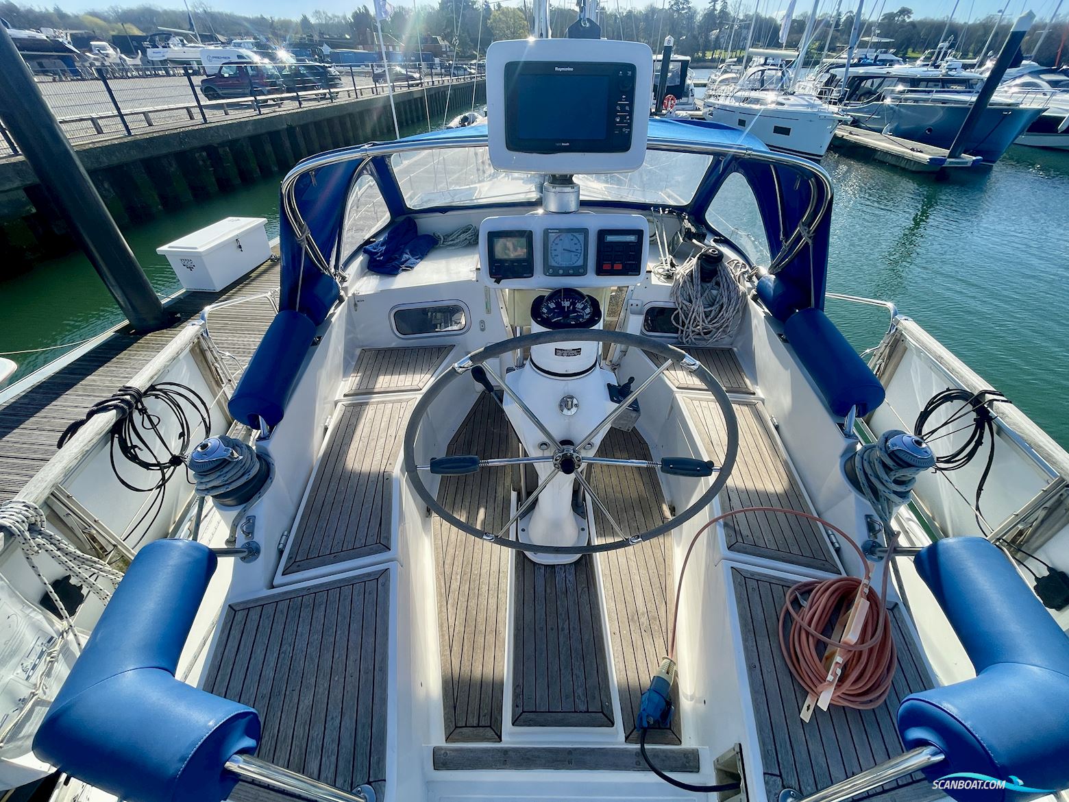 Nauticat 35